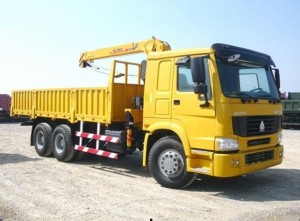 Top Quality Straight Arm Truck-Mounted Crane of 25 Ton